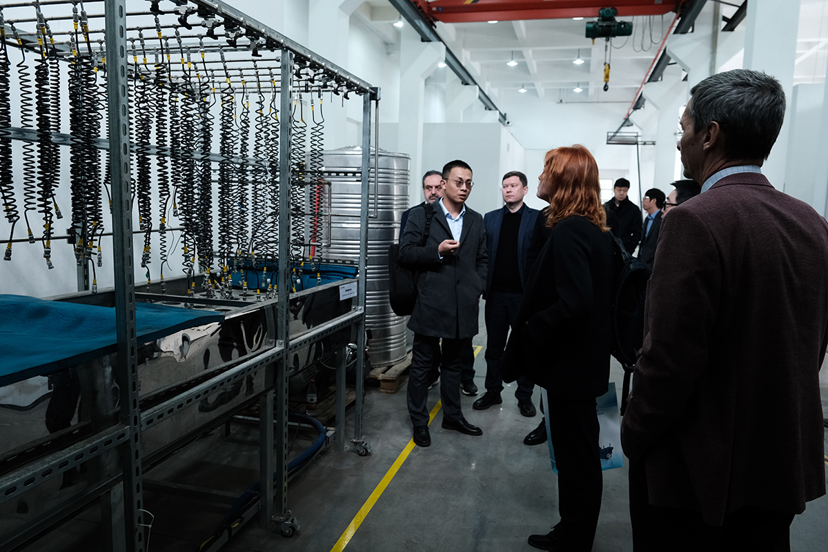 1765265631407720.jpg f045d13821224ba8fa67143598757635.jpg